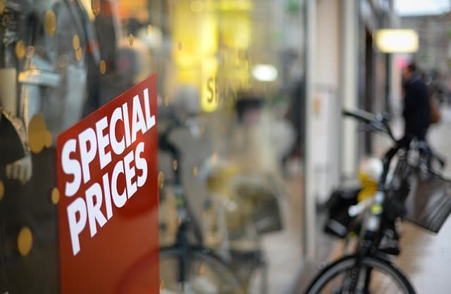 Cómo Aprovechar al Máximo las Rebajas de Moda: Consejos Esenciales