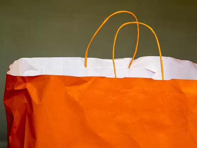Cómo Sacar Provecho de las Rebajas en Moda Este Verano