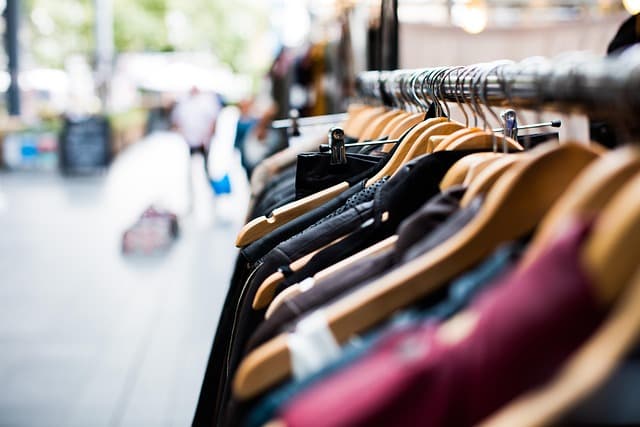 Estrategias Efectivas para Ahorrar Durante las Rebajas de Moda